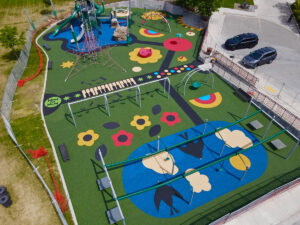 Holladay City Park playground with rubber playground flooring